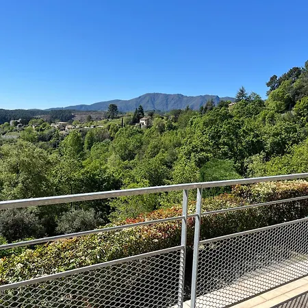 펜션 Maison En Pierre Avec Vue Exceptionnelle & Piscine Privee Au Calme